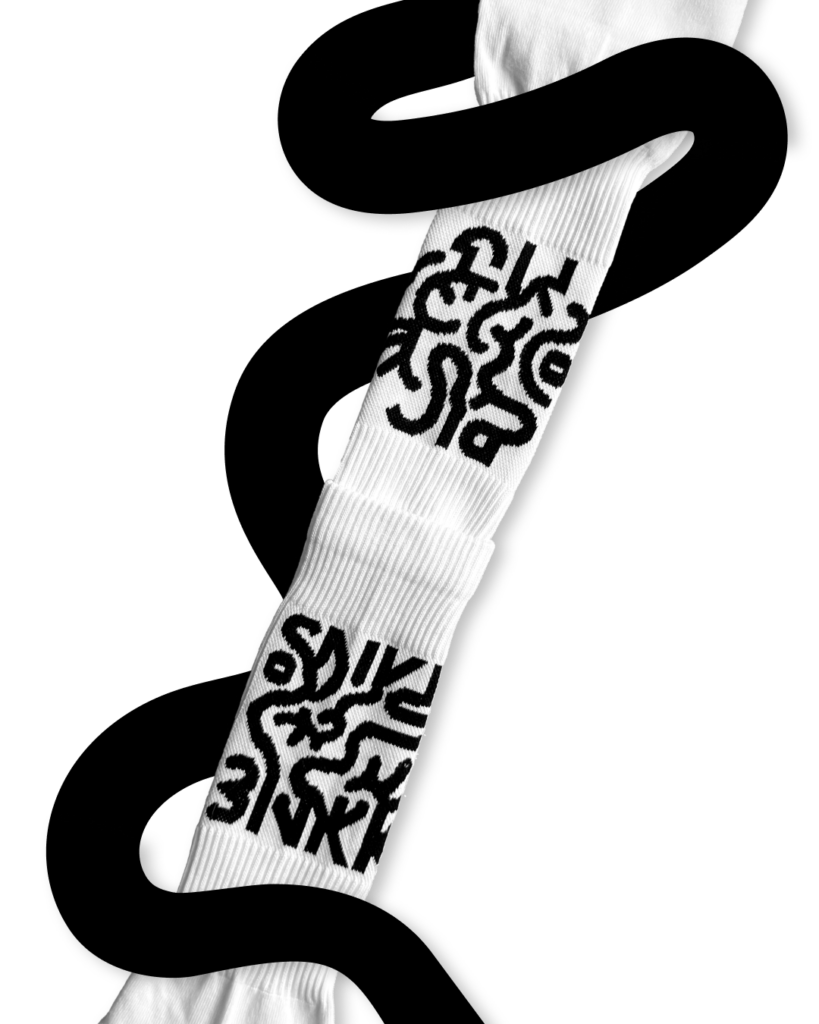 SniffAIR SNKR PIG socks tube product photo